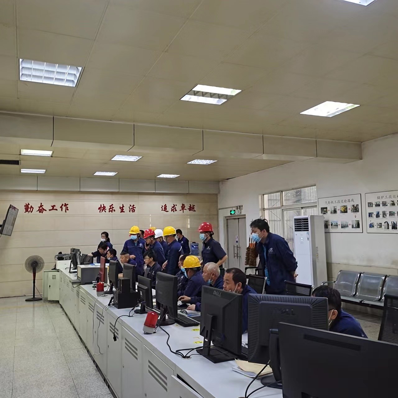 1658718761903145.jpg 2205191226000041895.jpg