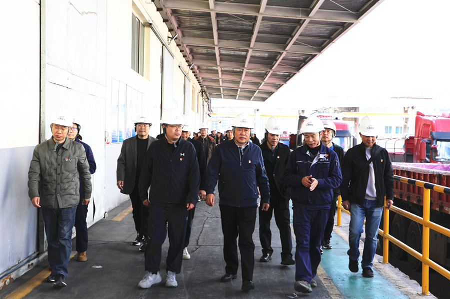 1732776582326925.jpg 现场参观_副本.jpg