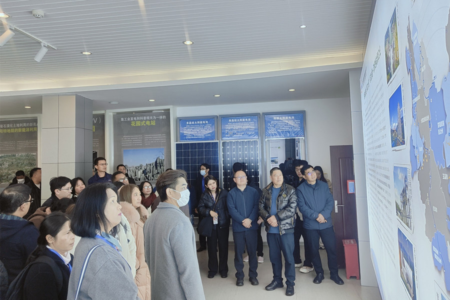 1741590205321446.jpg 参观科普展厅1_副本.jpg