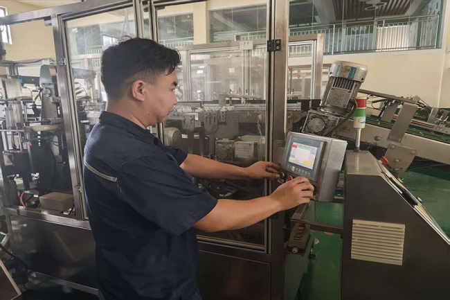 1755245286167086.jpg 3李智贤.jpg