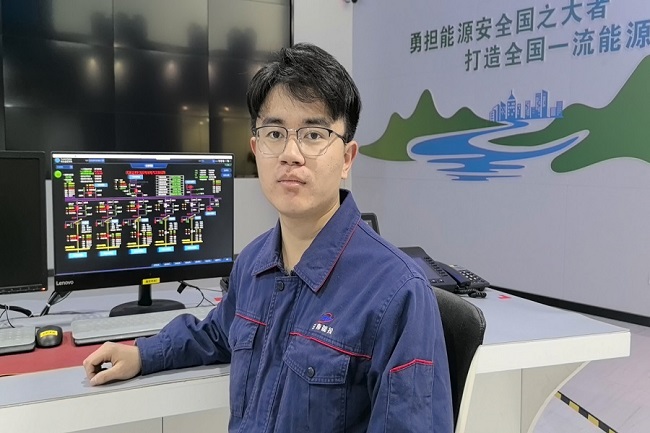 1755245303688874.jpg 6刘佳诚.jpg